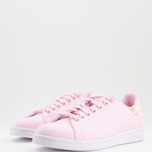 NWT! Adidas Originals Stan Smith sneakers in light pink, size 6.5